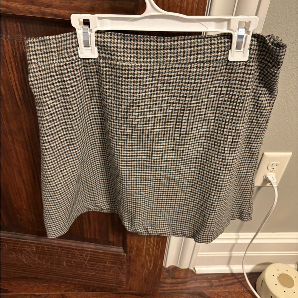 American Eagle Outfitters Green and Navy Houndstooth Mini Skirt